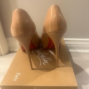 Prive patent red sole pumps. Nude color size 41.5 in perfect condition